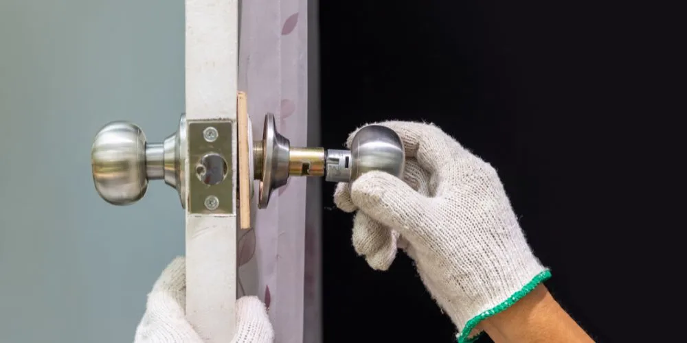 Fastening the Door Knob latch