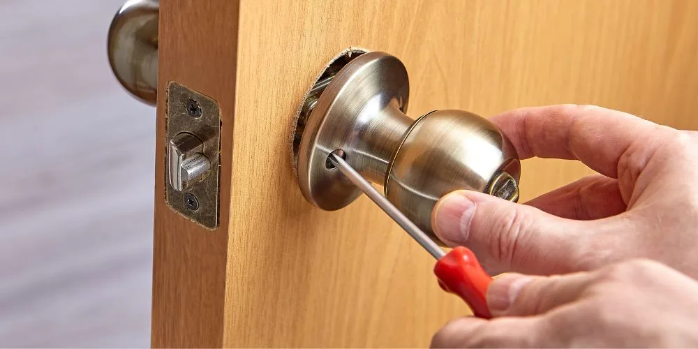 Tighten Door Knob Loose Screws
